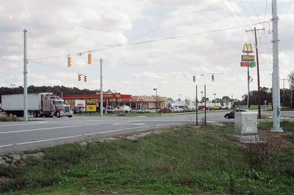 Pilot Travel Center Signal, CR 400 North at Michigan Road, Shelbyville, Indiana